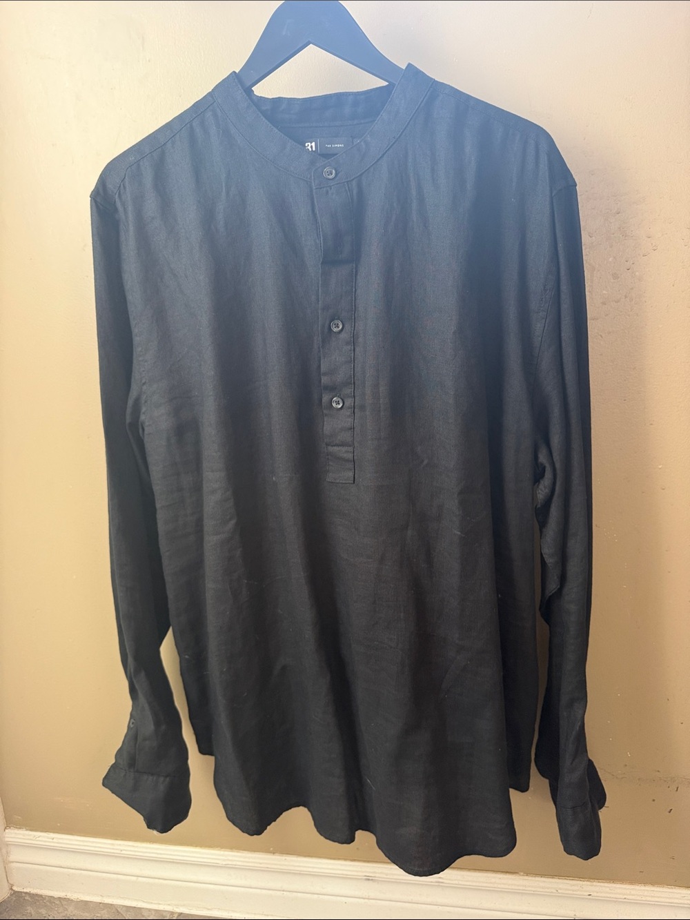 Men's Black Linen, Mandarin Collar Long-Sleeve Shirt - Tailored Casual